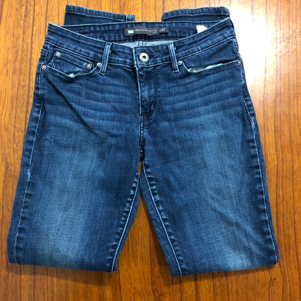 Levi Demi curve modern rise skinny jeans